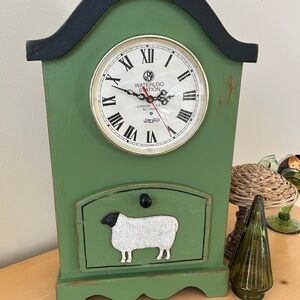 Waterloo Station Green Sheep Motif Wall Clock